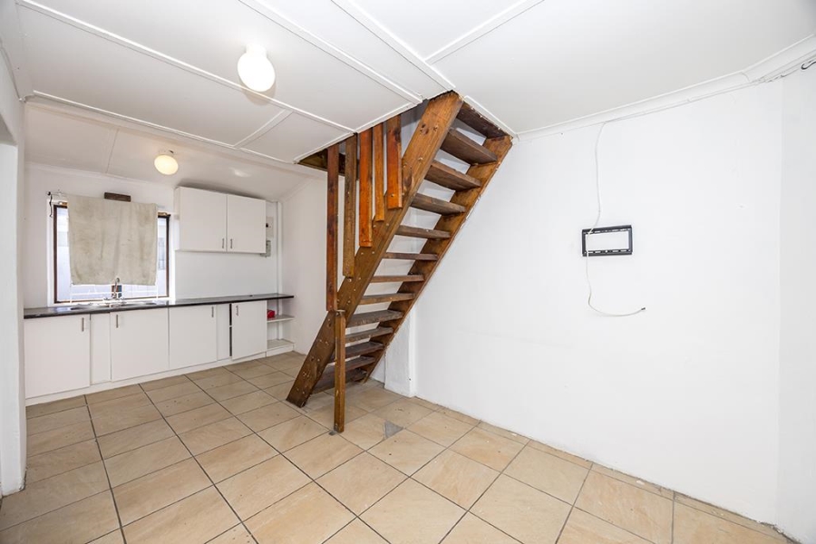 4 Bedroom Property for Sale in Brooklyn Western Cape